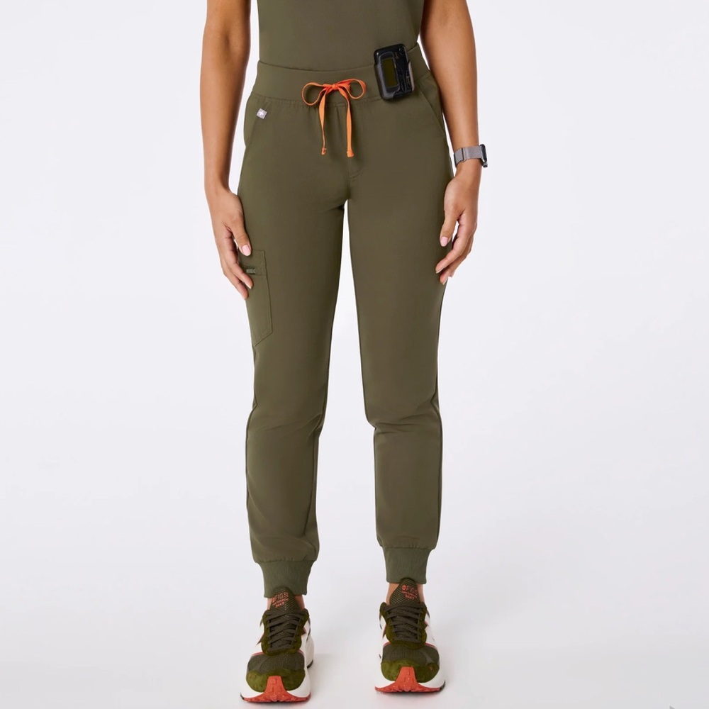 Figs Olive Green Women's Jogger Pants